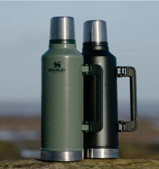 Stanley The Legendary Classic Bottle 2.3L / 2.5QT Matte Black Pebble (10-07935-045)