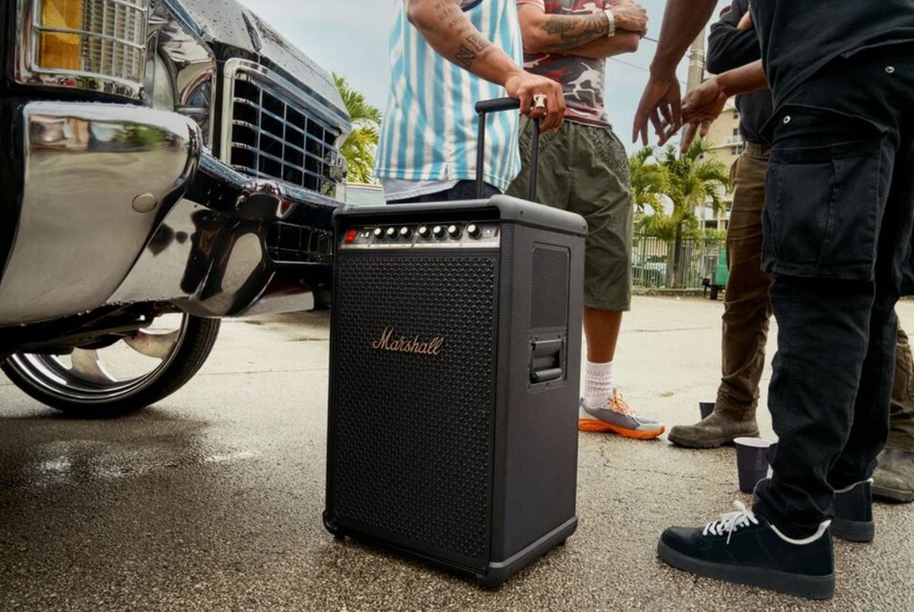 Marshall Bromley 750 BT Speaker Black and Brass - ZD.1008040 