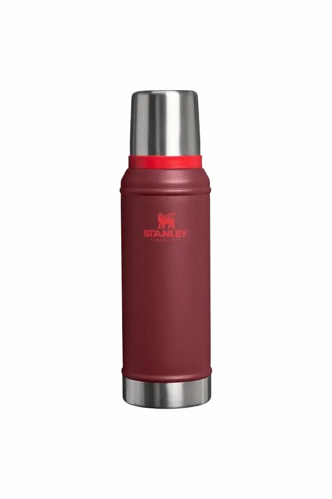 Stanley The Legendary Classic Bottle 0.94L / 1.0QT Cranberry Thermos - 10-11346-097
